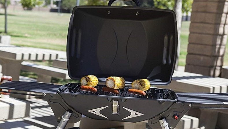 can you use a propane grill indoors