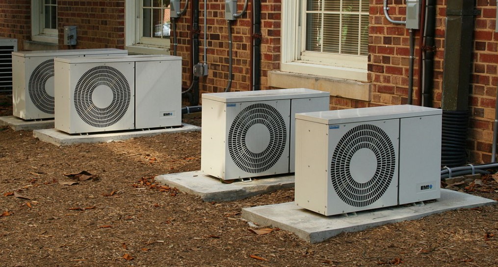 Why Air Conditioner Makes Loud Slamming Noise When Turning Off